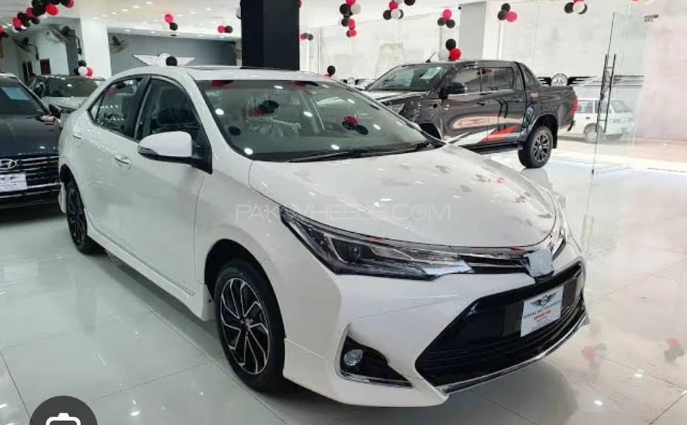 Toyota Corolla 2025 for Sale in Lahore Image-1