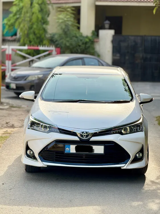 Toyota Corolla 2022 for Sale in Lahore Image-1