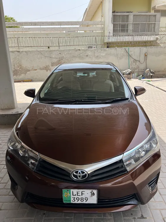 Toyota Corolla 2016 for Sale in Multan Image-1