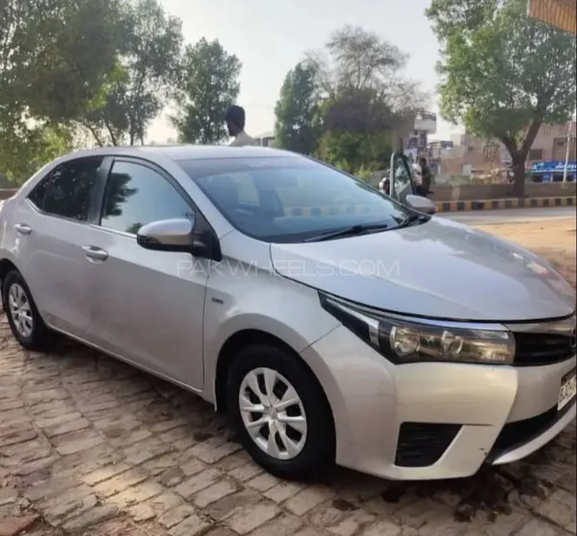 Toyota Corolla 2017 for Sale in Rahim Yar Khan Image-1