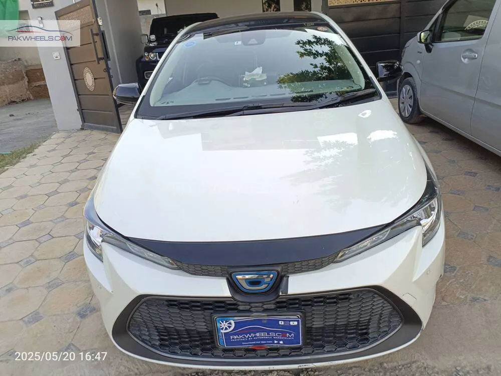 Toyota Corolla 2020 for Sale in Islamabad Image-1
