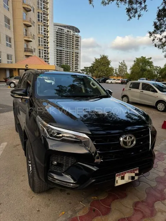 Toyota Fortuner 2022 for Sale in Karachi Image-1