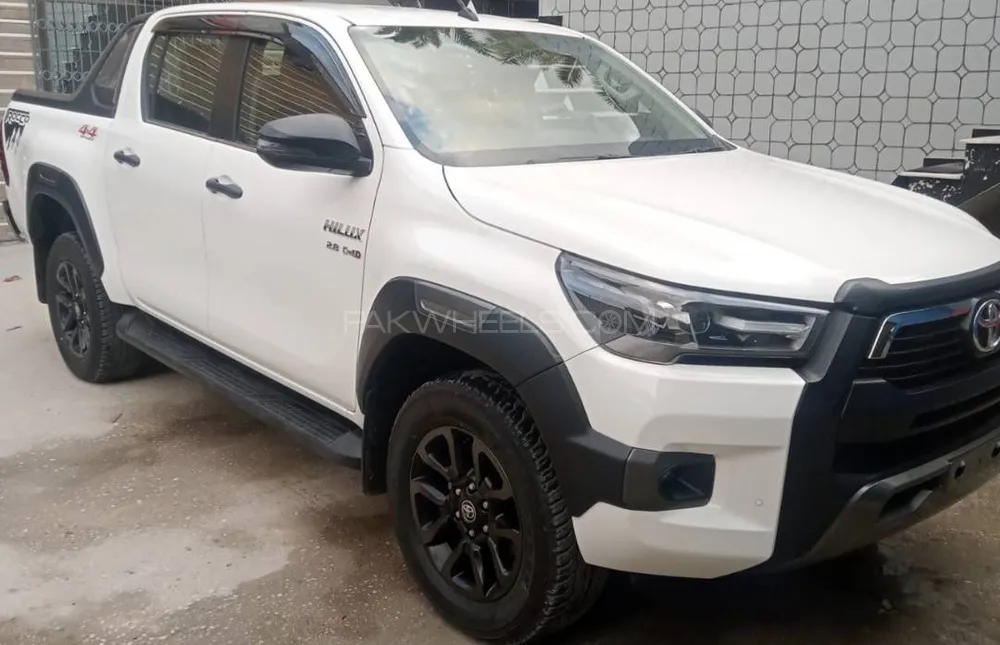 Toyota Hilux 2023 for Sale in Sukkur Image-1