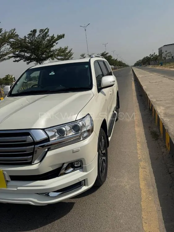 Toyota Land Cruiser 2016 for Sale in Lahore Image-1