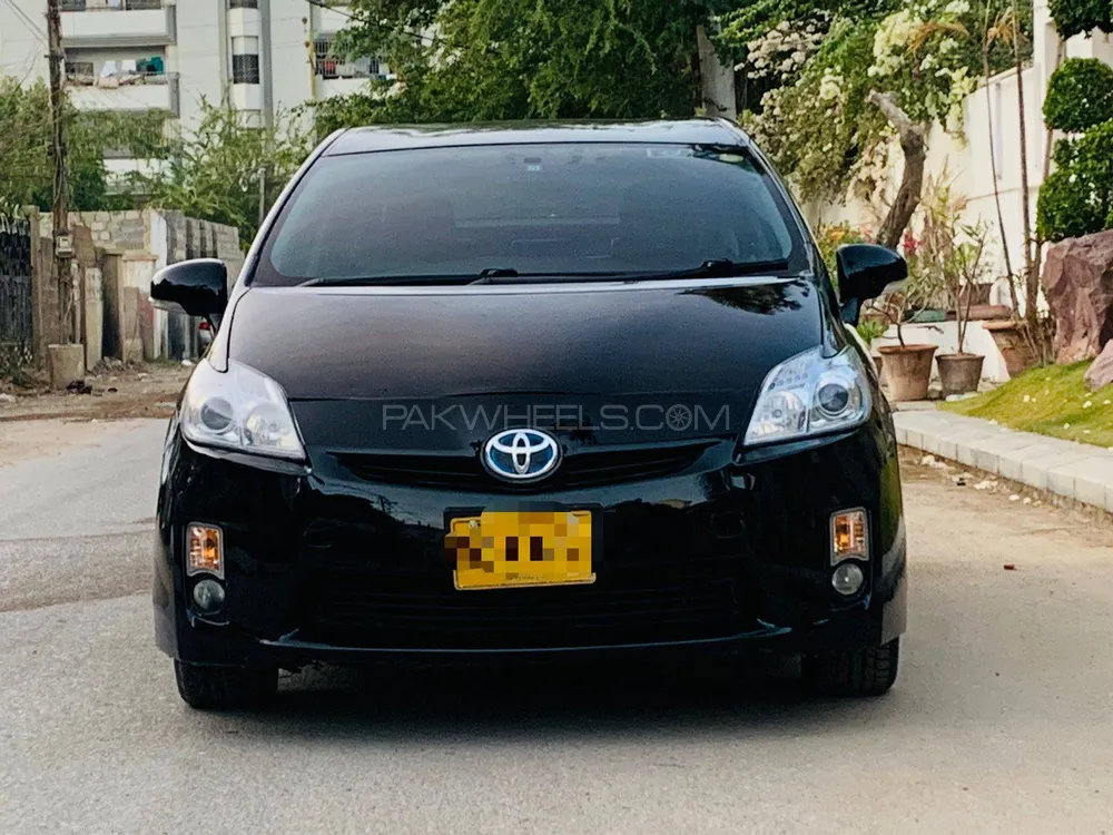 Toyota Prius 2011 for Sale in Karachi Image-1