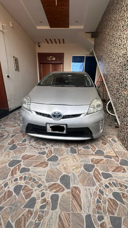Toyota Prius 2013 for Sale in Islamabad Image-1