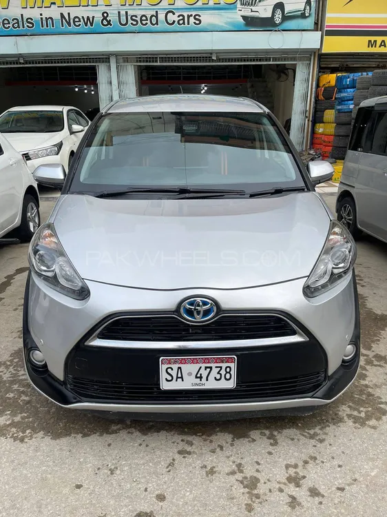 Toyota Sienta 2018 for Sale in Karachi Image-1