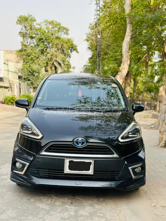 Toyota Sienta 2017 for Sale in Lahore Image-1