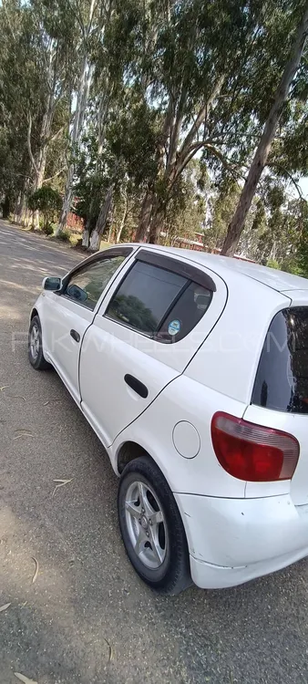 Toyota Vitz 2001 for Sale in Abbottabad Image-1
