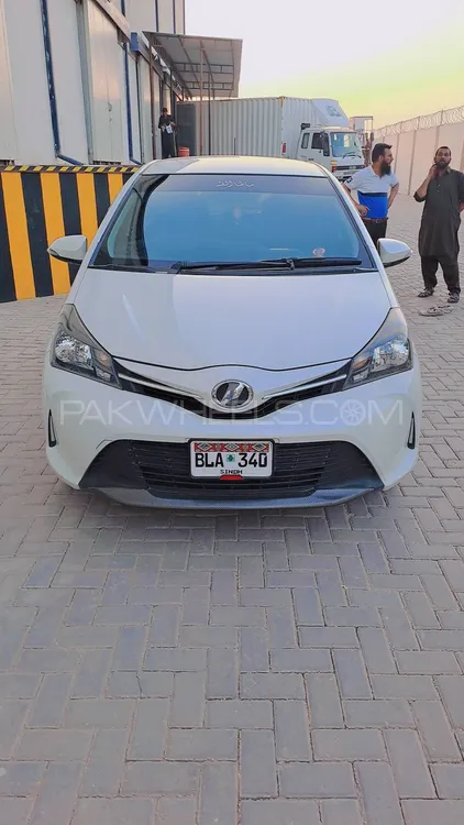 Toyota Vitz 2014 for Sale in Sukkur Image-1