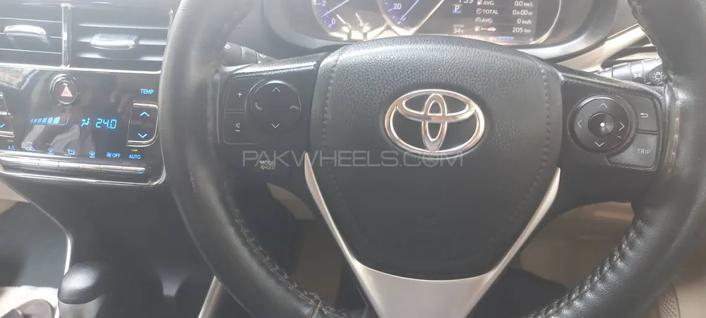 ٹویوٹا یارس سیڈان 2020 for Sale in فیصل آباد Image-1