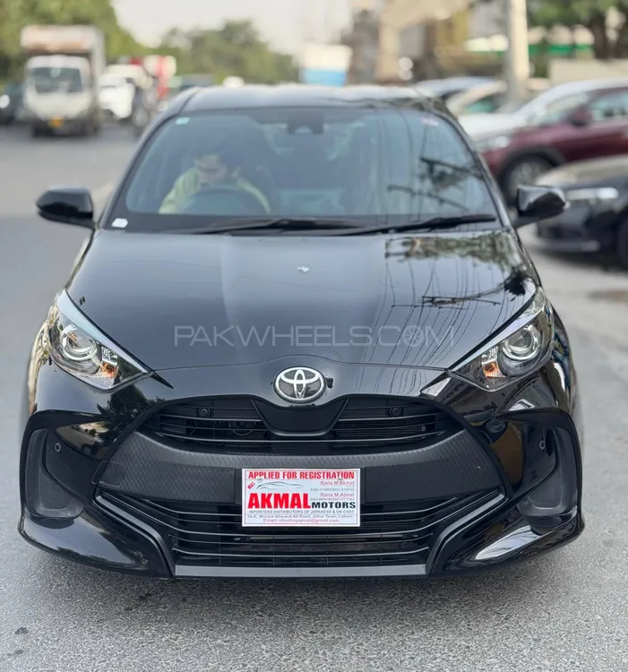 Toyota Yaris Hatchback 2021 for Sale in Lahore Image-1