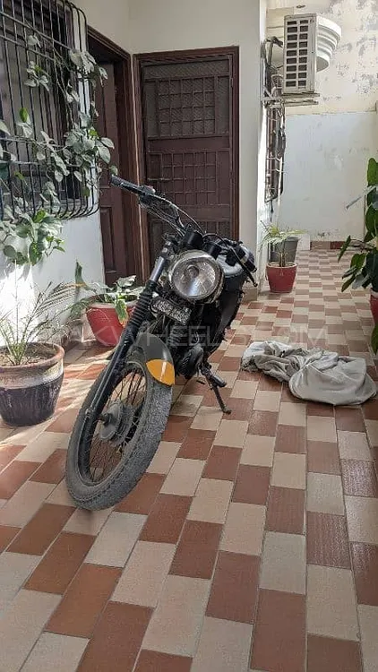 Yamaha  Fzr 250  1990 for Sale Image-1