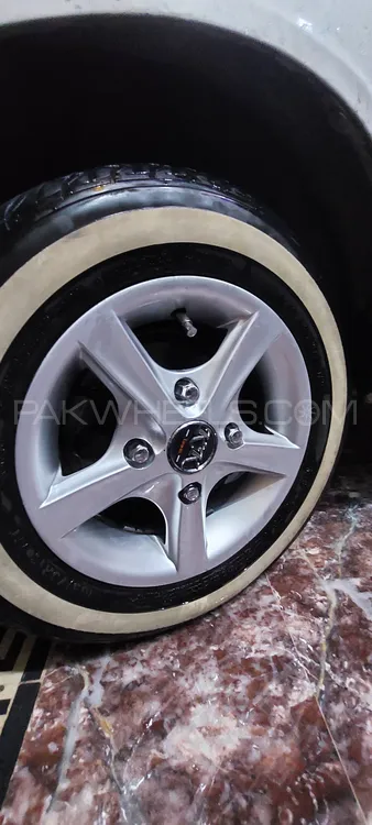 13 inch alloy rims or tyres for urgent sale Image-1