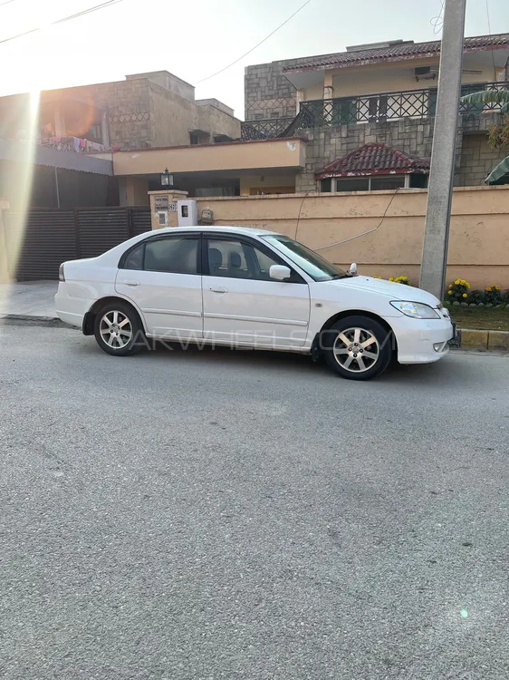 Honda Civic 2004 for Sale in Islamabad Image-1