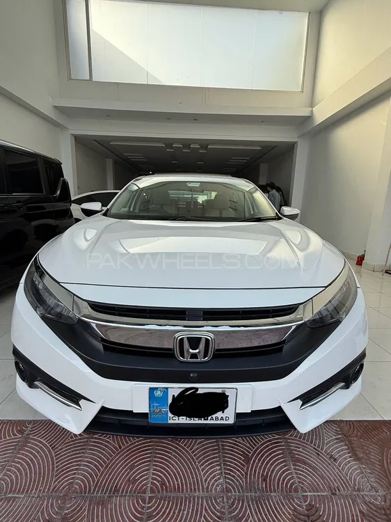Honda Civic 2020 for Sale in Peshawar Image-1