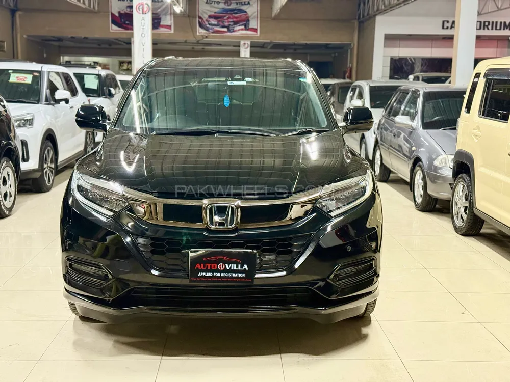 Honda Vezel 2017 for Sale in Peshawar Image-1