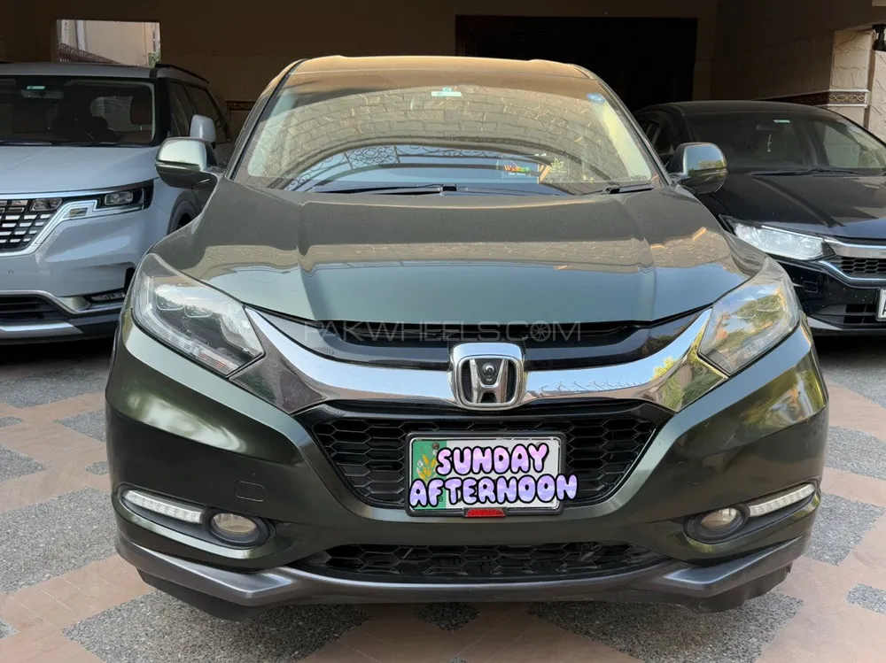 Honda Vezel 2014 for Sale in Lahore Image-1