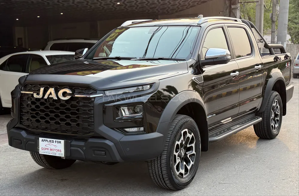 JAC T9 2025 for Sale in Lahore JAC T9 2025 for Sale in Lahore Image-2