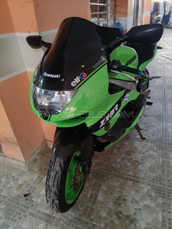 Kawasaki Ninja ZX-10R 2002 for Sale Image-1