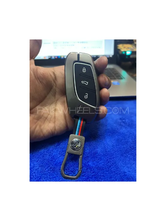 MG HS Metal Key/Remote Cover with Key Chain Premium Quality Imported Image-1
