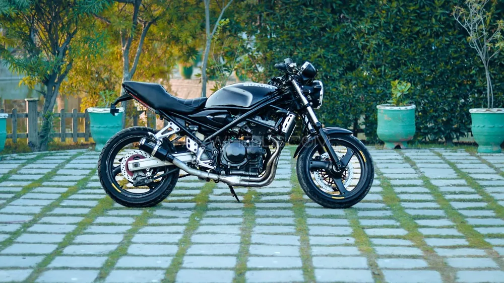 Suzuki Bandit 250VC 2004 for Sale Image-1