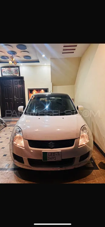 Suzuki Swift 2011 for Sale in Lahore Image-1