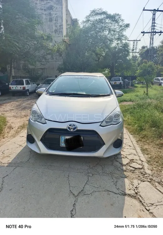 Toyota Aqua 2013 for Sale in Islamabad Image-1