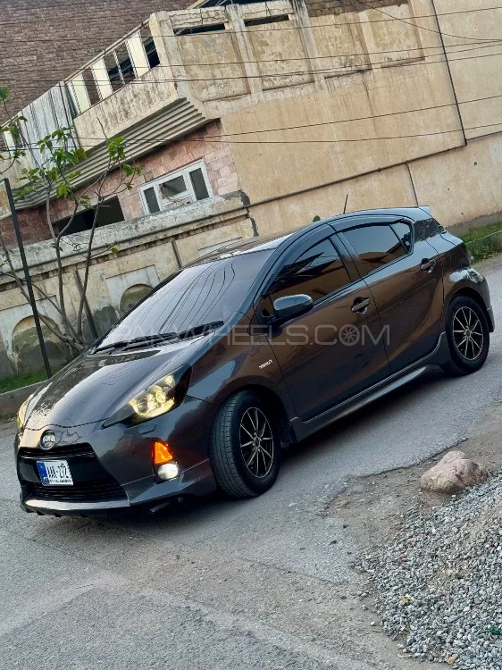 Toyota Aqua 2012 for Sale in Peshawar Image-1