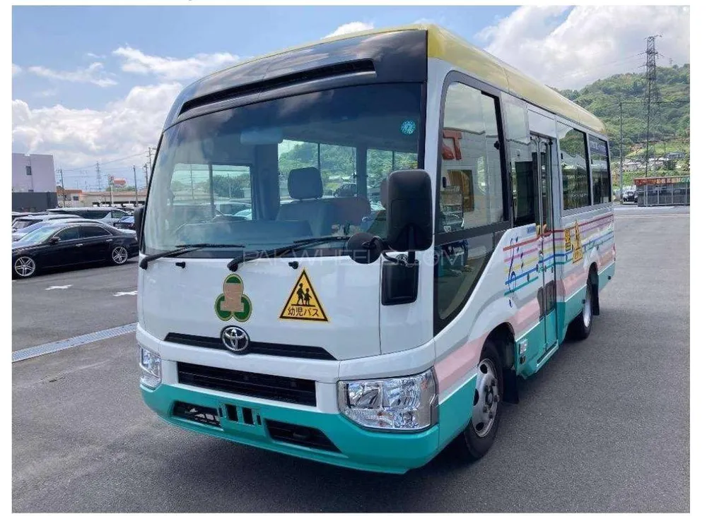 Toyota Coaster 2020 for Sale in Karachi Image-1