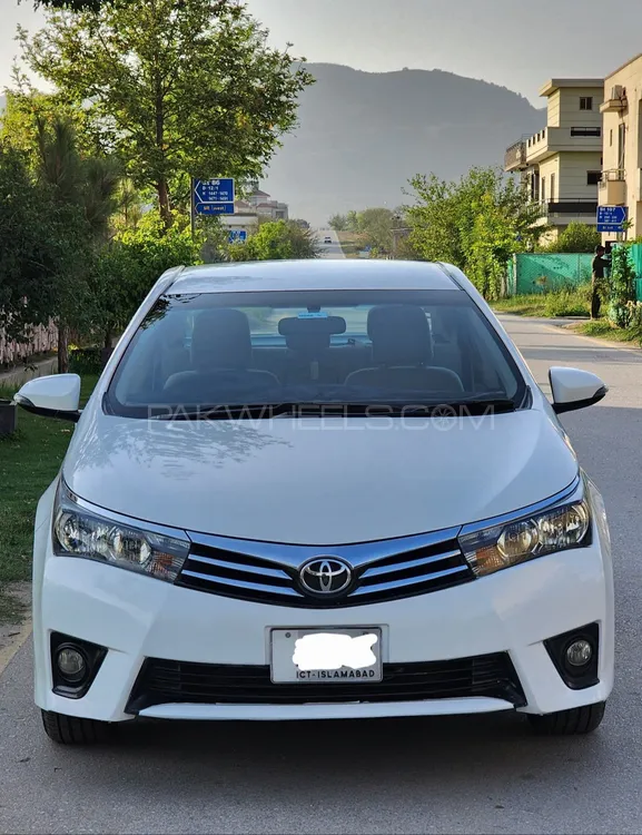 Toyota Corolla 2016 for Sale in Islamabad Image-1