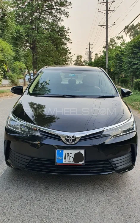 Toyota Corolla 2018 for Sale in Faisalabad Image-1