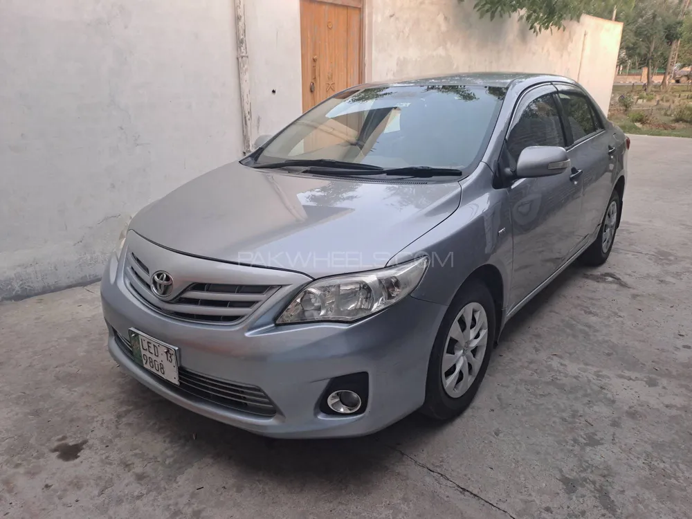 Toyota Corolla 2013 for Sale in Swat Image-1