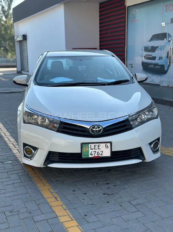 Toyota Corolla 2016 for Sale in Gujrat Image-1