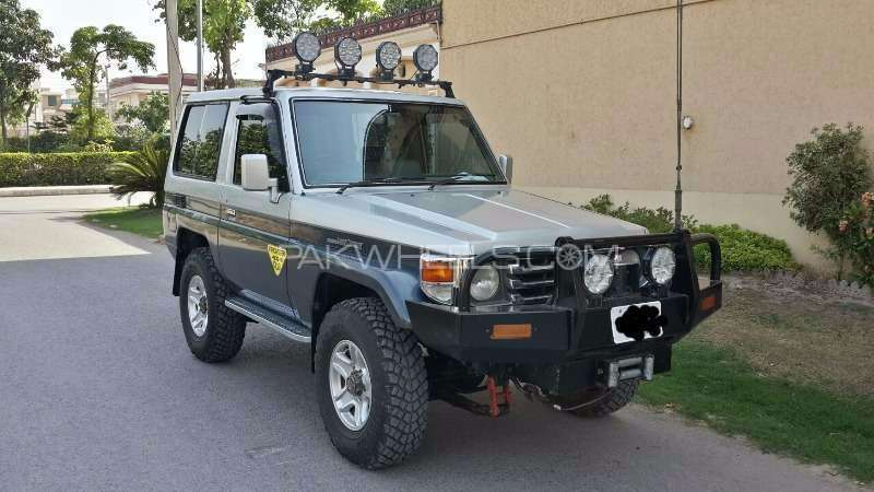Toyota Land Cruiser 1985 for Sale in Islamabad Image-1