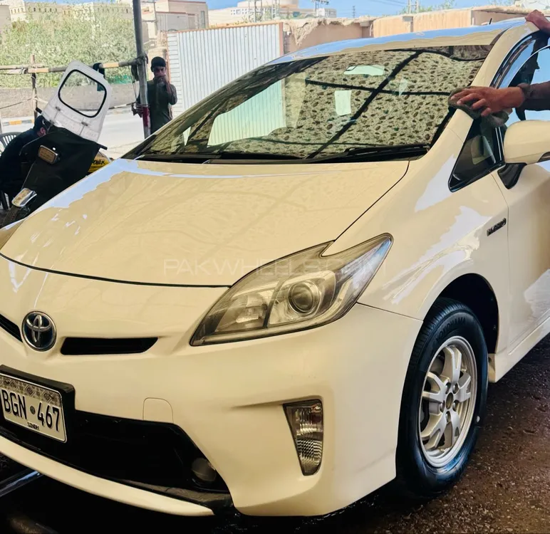 Toyota Prius 2013 for Sale in Quetta Image-1