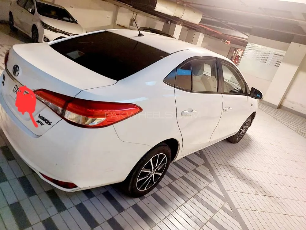 Toyota Yaris Sedan 2022 for Sale in Karachi Image-1