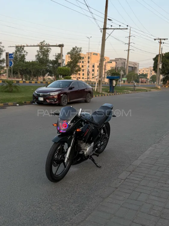 Yamaha YBR 125 2015 for Sale Image-1