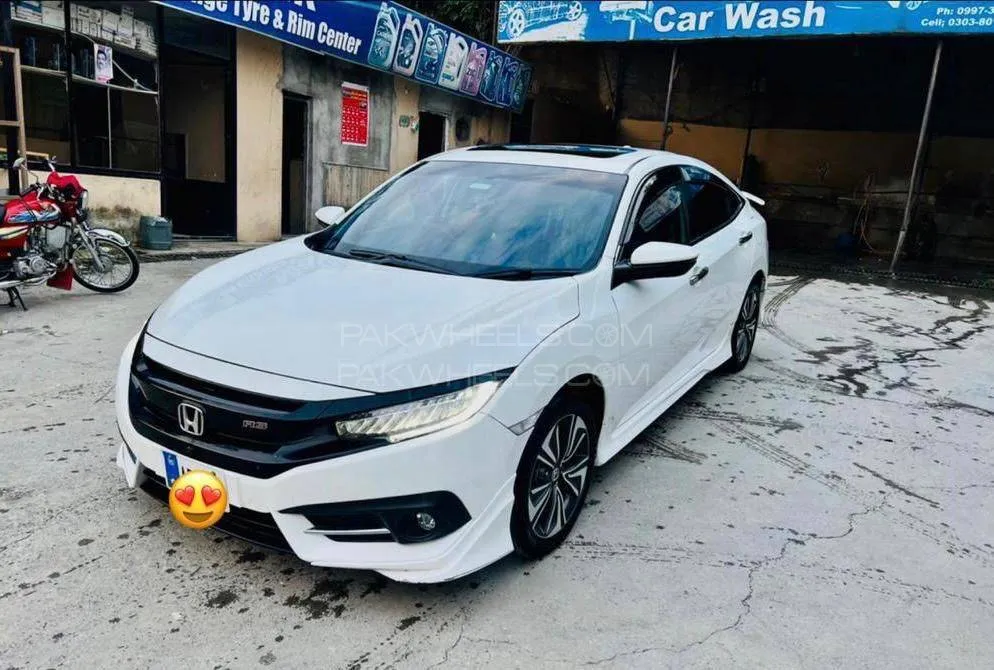 Honda Civic 2020 for Sale in Peshawar Image-1