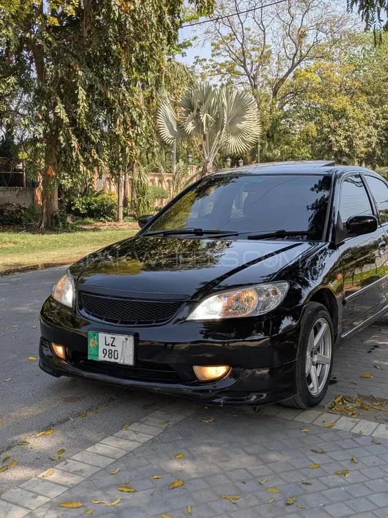 Honda Civic 2004 for Sale in Lahore Image-1