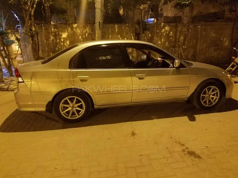 Honda Civic 2004 for Sale in Karachi Image-1
