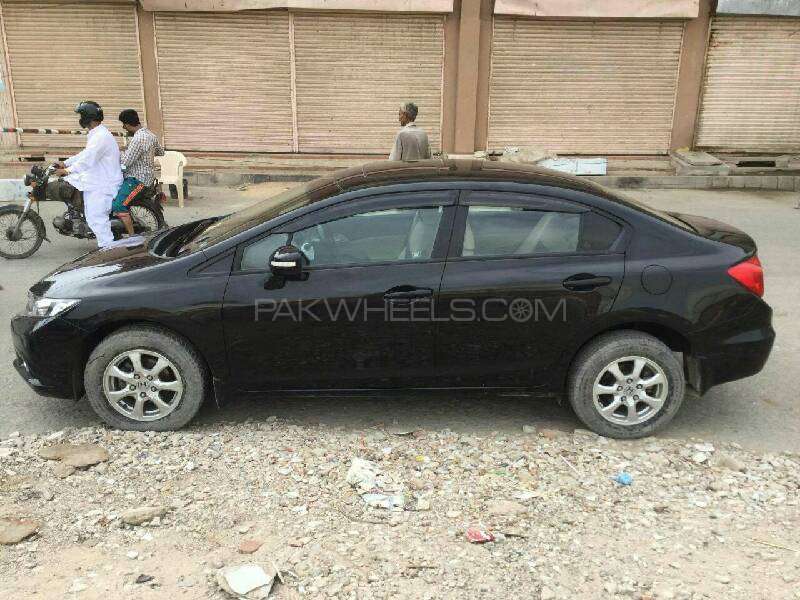 ہونڈا سِوک 2015 for Sale in کراچی Image-1