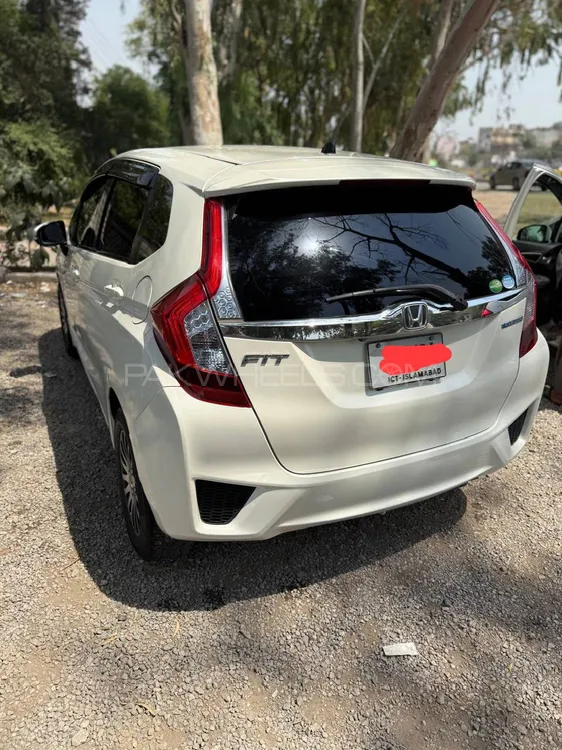 Honda Fit 2014 for Sale in Kamra Image-1