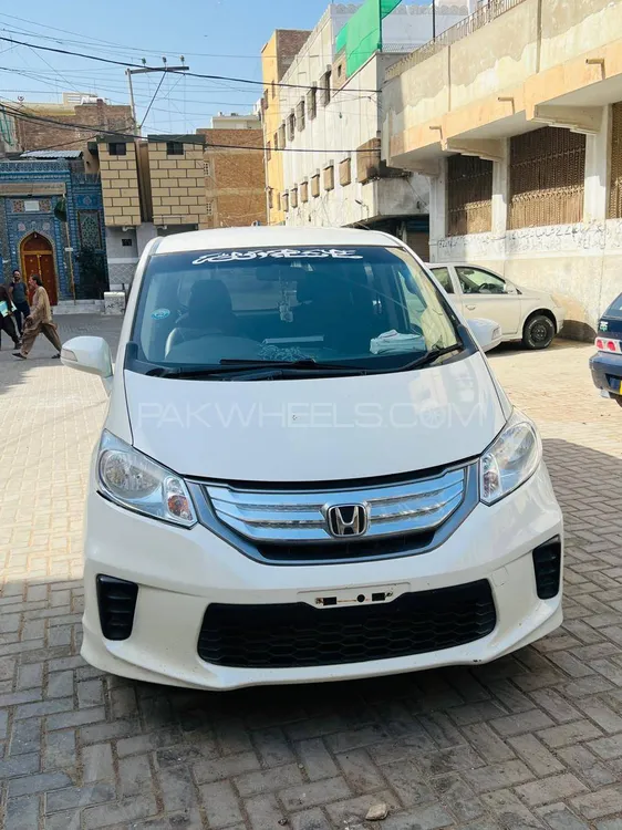 Honda Freed 2012 for Sale in Hyderabad Image-1