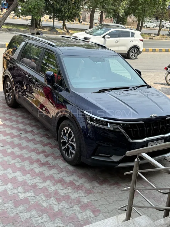 KIA Carnival 2021 for Sale in Lahore Image-1