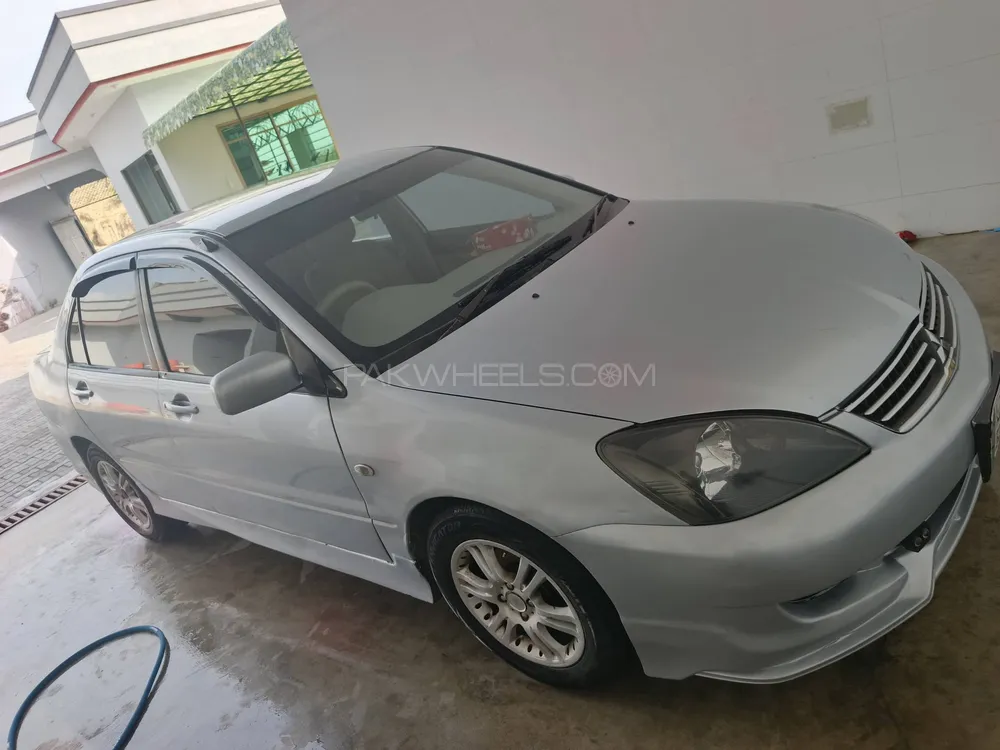 Mitsubishi Lancer 2005 for Sale in Karak Image-1