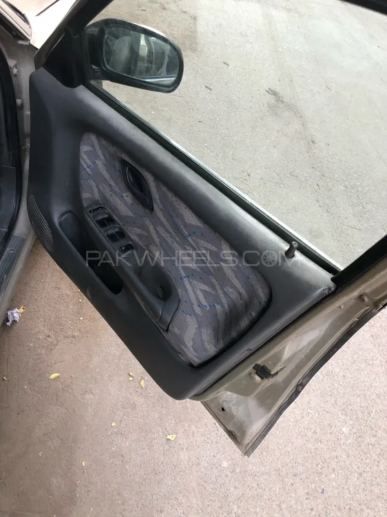 Suzuki Baleno 2005 for Sale in Karachi Image-1