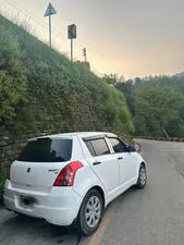 Suzuki Swift DX 1.3 2015 for Sale