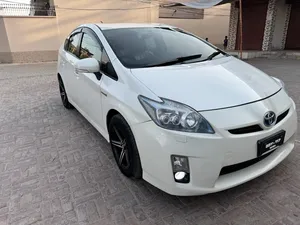 Toyota Prius S LED Edition 1.8 2011 for Sale
