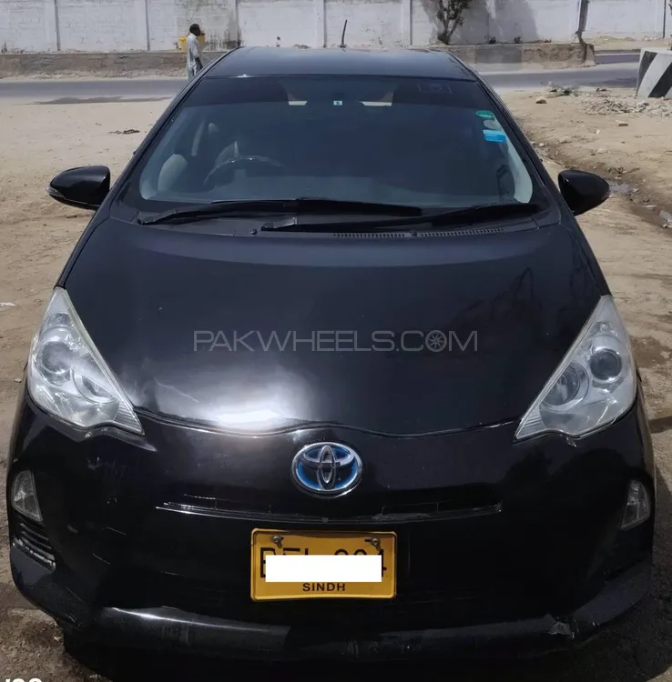 Toyota Aqua 2012 for Sale in Karachi Image-1